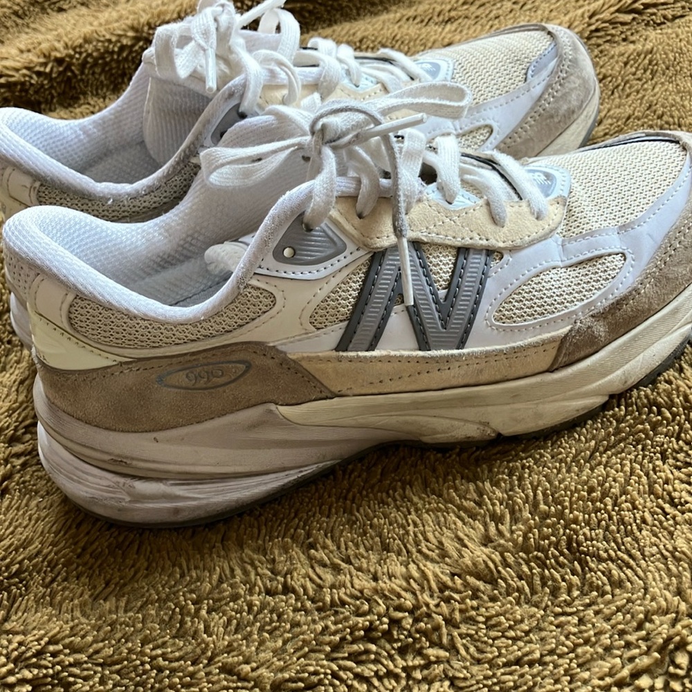 Nb 990